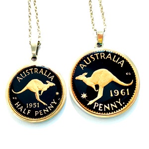 One Pendant or Keychain of Australia coin , 1 Penny(30mm.) 0r half Penny (25mm.) - Elizabeth II , Kangaroo , 1939 - 1964
