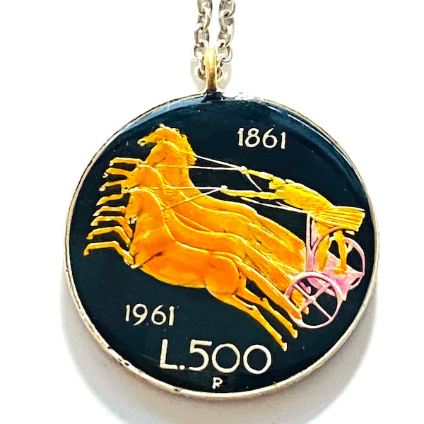 Pendant 1961 Italy silver coin , 500 Lire , 100th Anniversary - Italian Unification Centennial ,  A quadriga running , 29mm.