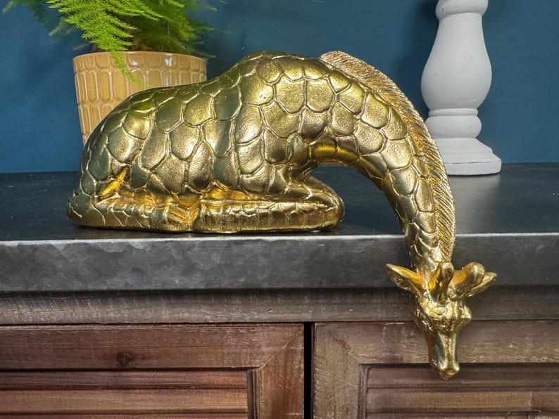 Gerald the Giraffe | Resin Jungle Theme Gold Shelf Sitting Figurine image 5