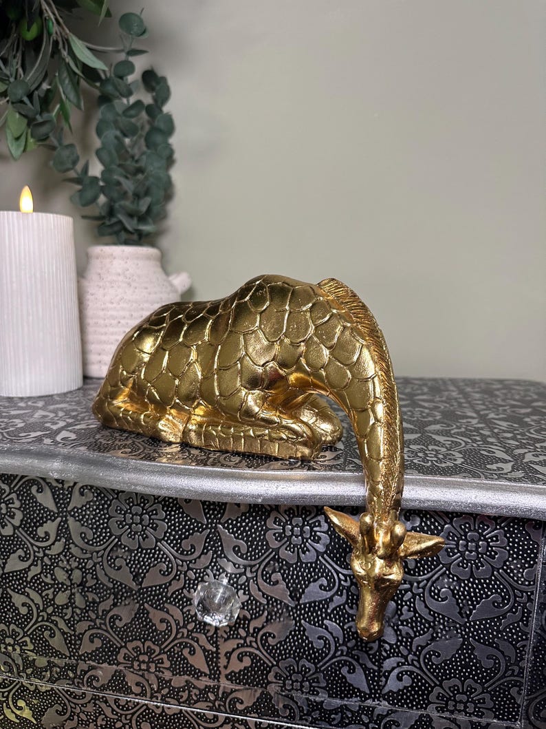 Gerald the Giraffe | Resin Jungle Theme Gold Shelf Sitting Figurine image 10