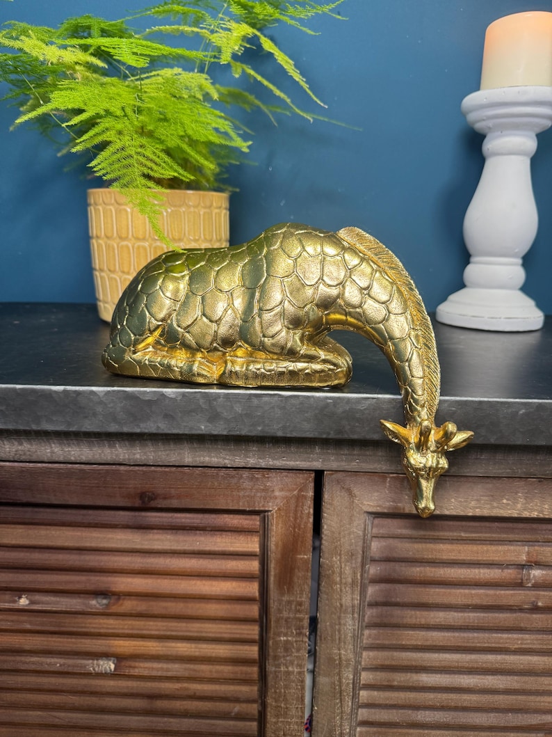 Gerald the Giraffe | Resin Jungle Theme Gold Shelf Sitting Figurine image 4