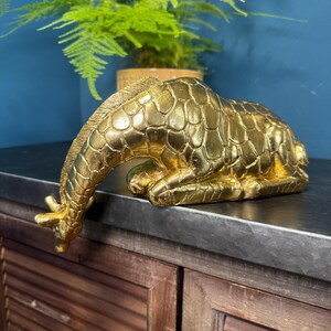 Gerald the Giraffe | Resin Jungle Theme Gold Shelf Sitting Figurine image 7