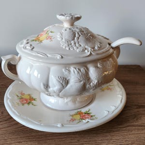 Vintage Footed Soup Tureen with Lid, Ladle & Plate – Large Ornate Tureen - excellent condition