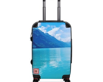 Lake Brienz | Swizterland | Suitcases