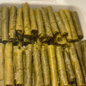 Handmade Turkish Dolma, Turkish Sarma, Ready To Eat Stuffed Leaves, Vegan Food, Dolma, Traditional Recipe, Delicious Flavor(1 Lbs-Pack of 1)