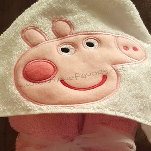 Toalla con capucha inspirada en Peppa Pig con personalización opcional