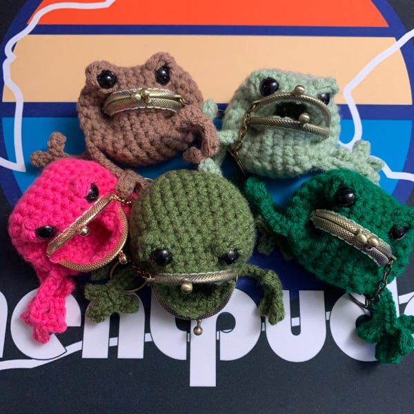 Schiffe schnell! Kleiner gehäkelter Schlüsselanhänger, Reißverschluss, Frosch, Geldbörse, Kröte Taschen-Clutch, entzückender Weihnachtsgeschenk, Würfel-Tasche, Renn Faire Accessoire