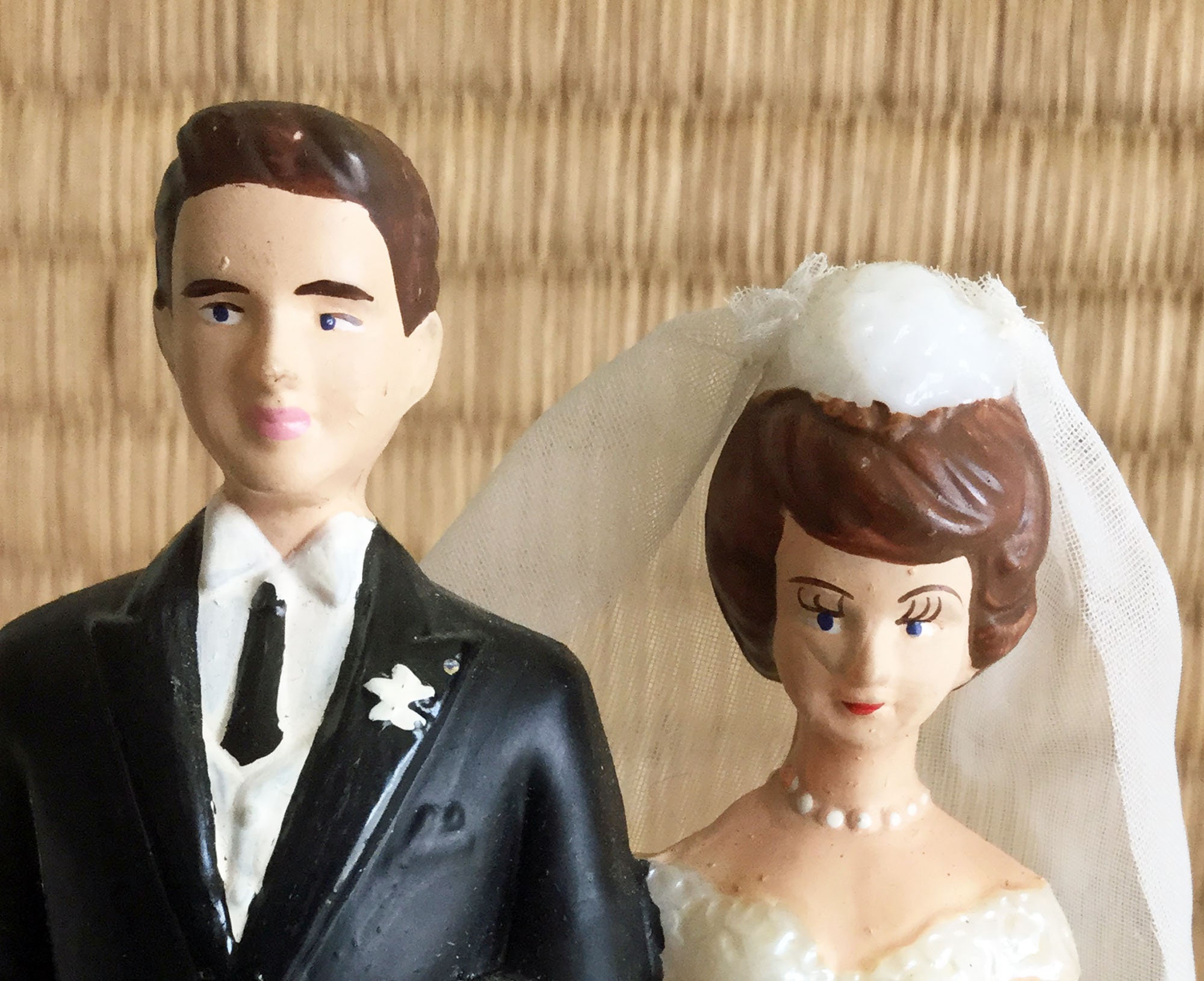 Vintage Bride and Groom Cake Topper Tux Top hat White Gown Figurine 8.75" Tall 