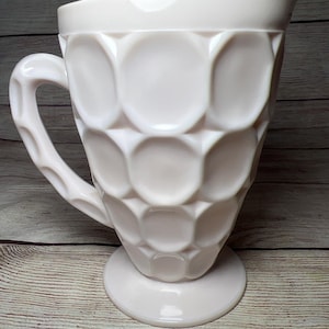 Vintage Pale Shell Pink Milk Glass by JEANNETTE Pitcher 24 Oz 7x4.5”