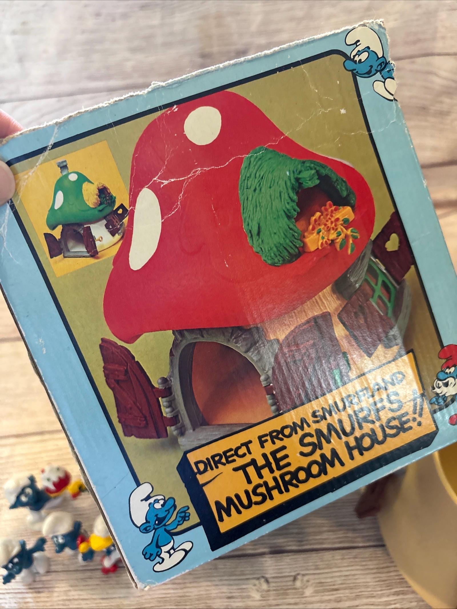 Vintage Peyo Schleich 1976 Smurf Mushroom House With Box + Smurfs