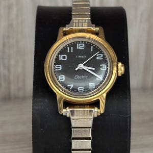 Timex Ladies Electric Watch - Etsy display picture 3