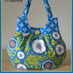 CLASSY CURVY ebook PDF Handbag Sewing Pattern / Sweet Pea Totes