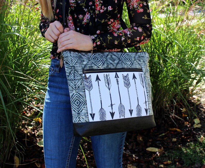 Southwestern Navajo Arrows fabric Bag with vegan Leather image 2