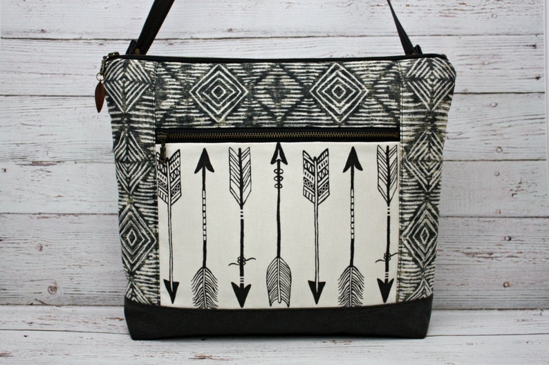 Southwestern Navajo Arrows fabric Bag with vegan Leather image 5