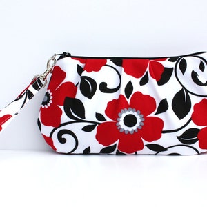 Red Floral Wristlet image 3