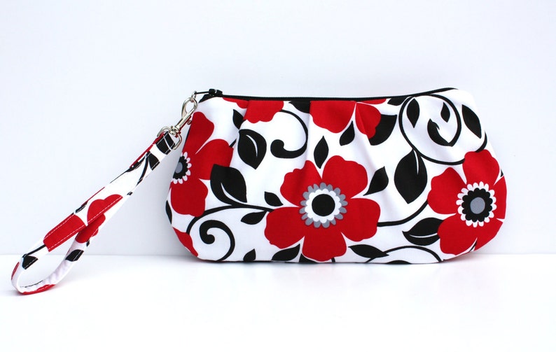 Red Floral Wristlet image 3