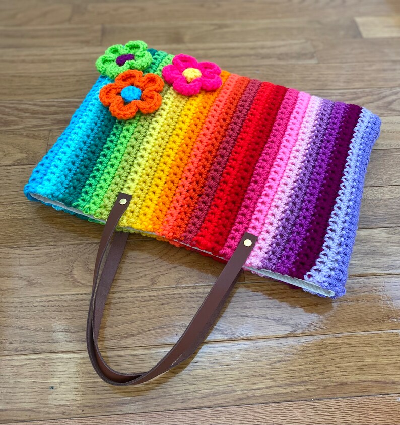 Crochet rainbow handbag/ totebag image 2