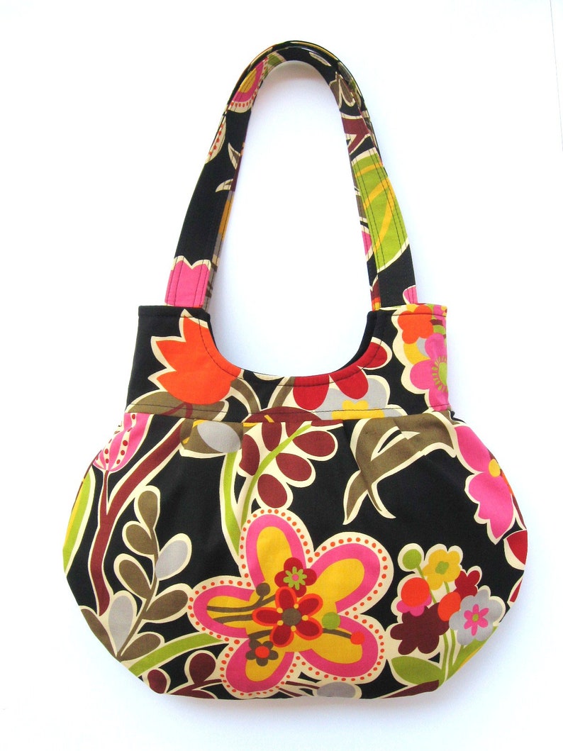 CLASSY CURVY ebook PDF Handbag Sewing Pattern / Sweet Pea Totes image 8