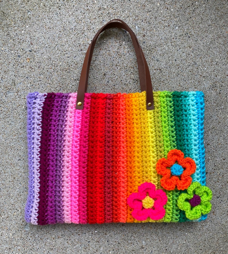 Crochet rainbow handbag/ totebag image 3