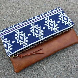 Southwestern Foldover Clutch / Kindle Case image 3