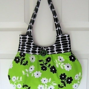 CLASSY CURVY ebook PDF Handbag Sewing Pattern / Sweet Pea Totes image 2