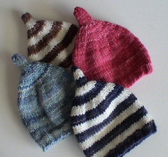 NEW EASY KNIT Baby hat pattern 0 3 months medium worsted weight yarn