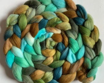 Handfärgad rovingull 115 g merino alpacka 80/20, klar för leverans