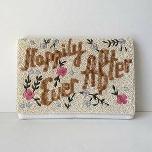 Clutch de novia con cuentas, estilo bohemio, para boda, con cuentas, bandolera con cuentas, clutch de verano con cuentas.