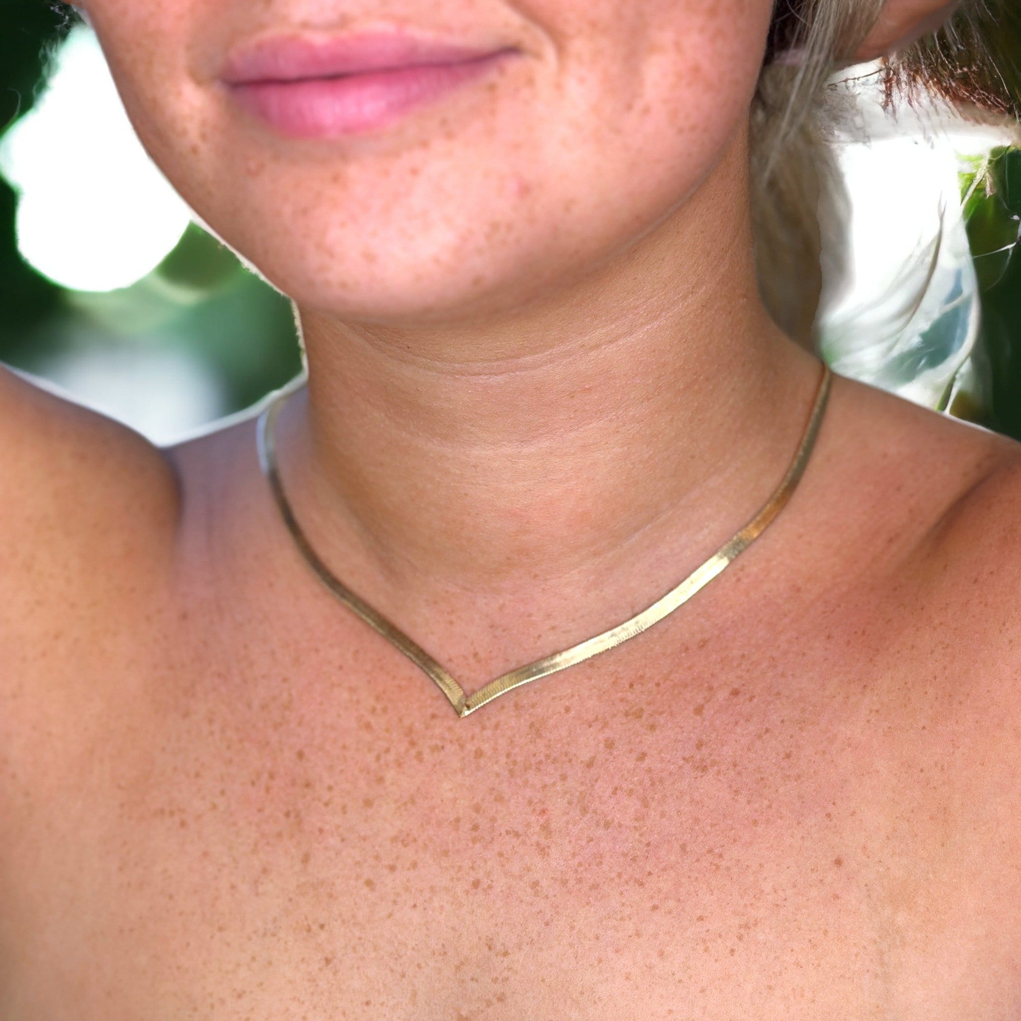Silver / Gold V Shaped Choker Necklace | Womens Snakebone Choker Necklace | Herringbone Clavical Necklace