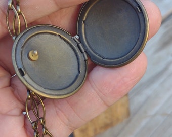 Travel Locket Vintage Bronze