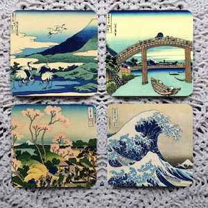 Japan -- Hokusai Art Mousepad Coaster Set