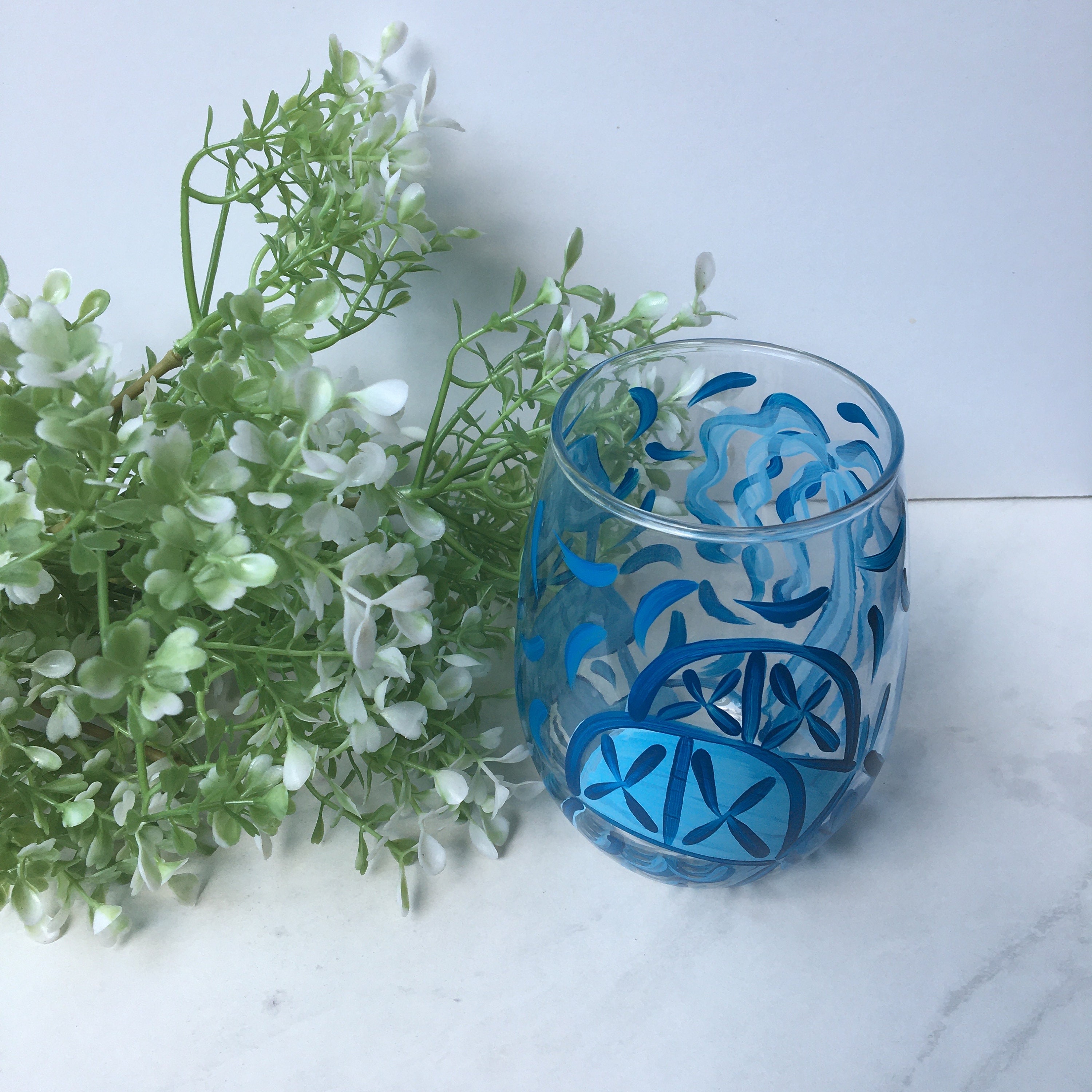 Set of 4 Blue and White Flower Chinoserie Stemless Wine Glasses