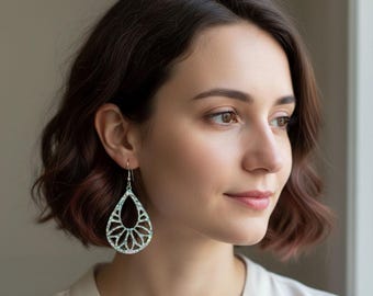 Willow Lace Filigree Drops