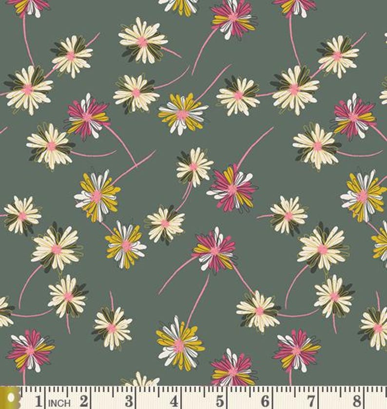 Rich Earth Tones Floral Quilt Bundle | Fabrics with Floral Bouquets | Spirited by Sharon Holland | Green Rust Pink | Art Gallery Fabrics image 3