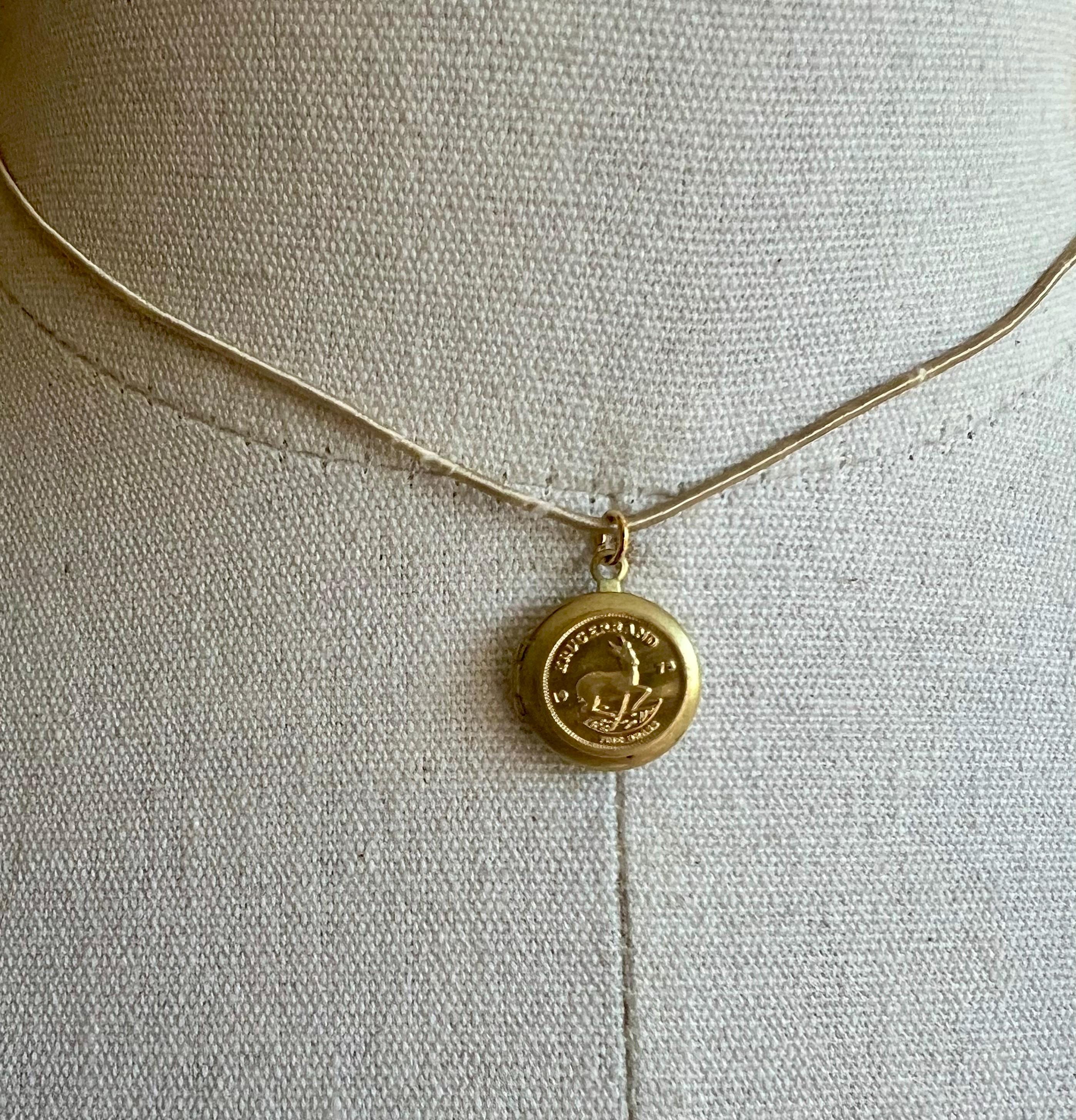 Vintage Pendant of the 40s - Etsy
