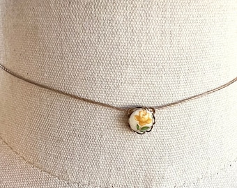 Dainty flower choker, yellow rose necklace, pendant choker, boho choker, hippie choker, simple choker, string choker, minimalist necklace