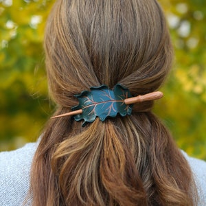 Dark forest green oak leaf leather hair stick barrette for woman with long hair. Nature inspired woodland hair slide with wood hairstick.