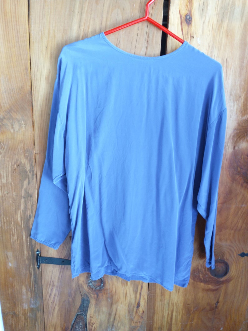Silk blouse vintage Alfred Sung Express woman's size 10 royal blue shirt in excellent used condition with no apparent imperfections image 2