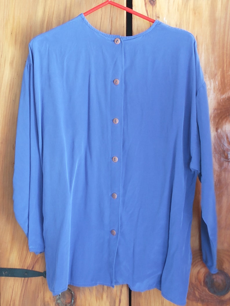 Silk blouse vintage Alfred Sung Express woman's size 10 royal blue shirt in excellent used condition with no apparent imperfections image 5