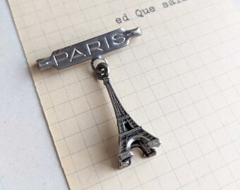 Vintage Eiffel Tower brooch - 1960s - silver tone metal - Paris souvenir - gift for traveller