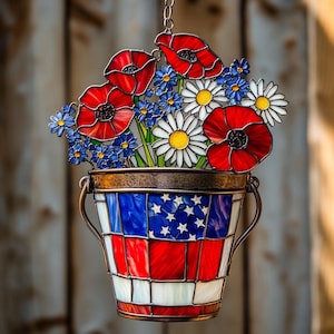 Patriotic Flower Acrylic Suncatcher – American Flag Faux Stained Glass Window Hanging, 4th of July Independence Day Decor