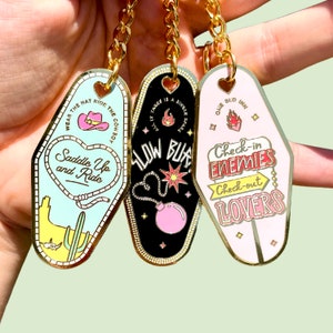 Bookish Trope Schlüsselanhänger | langsamen Brennen | Von Feinden zu Liebenden | Cowboy Romanze