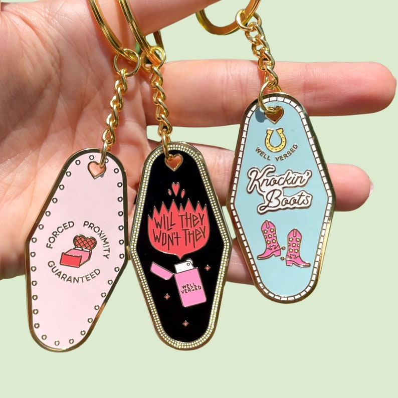 Book trope keychains
Literary keychains
Bookish accessories
Book lover gifts
Book-themed keychains
Reading accessories
Enemies to Lovers Keychain
Enemies to lovers keychain
Romance keychain
for book lovers
Love story keychain
Enemies to lovers gift