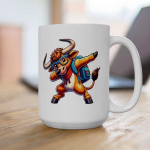 Cartoon Bull Dabbing Coffee Mug, Funny Animal Lover Gift, Ceramic Cup, Novelty Tea Mug, Cow Lover Present, Farmhouse Kitchen Decor