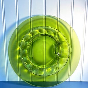 Vintage 5 Kings Crown Thumbprint Plates in Avocado Green ~ Set of 4