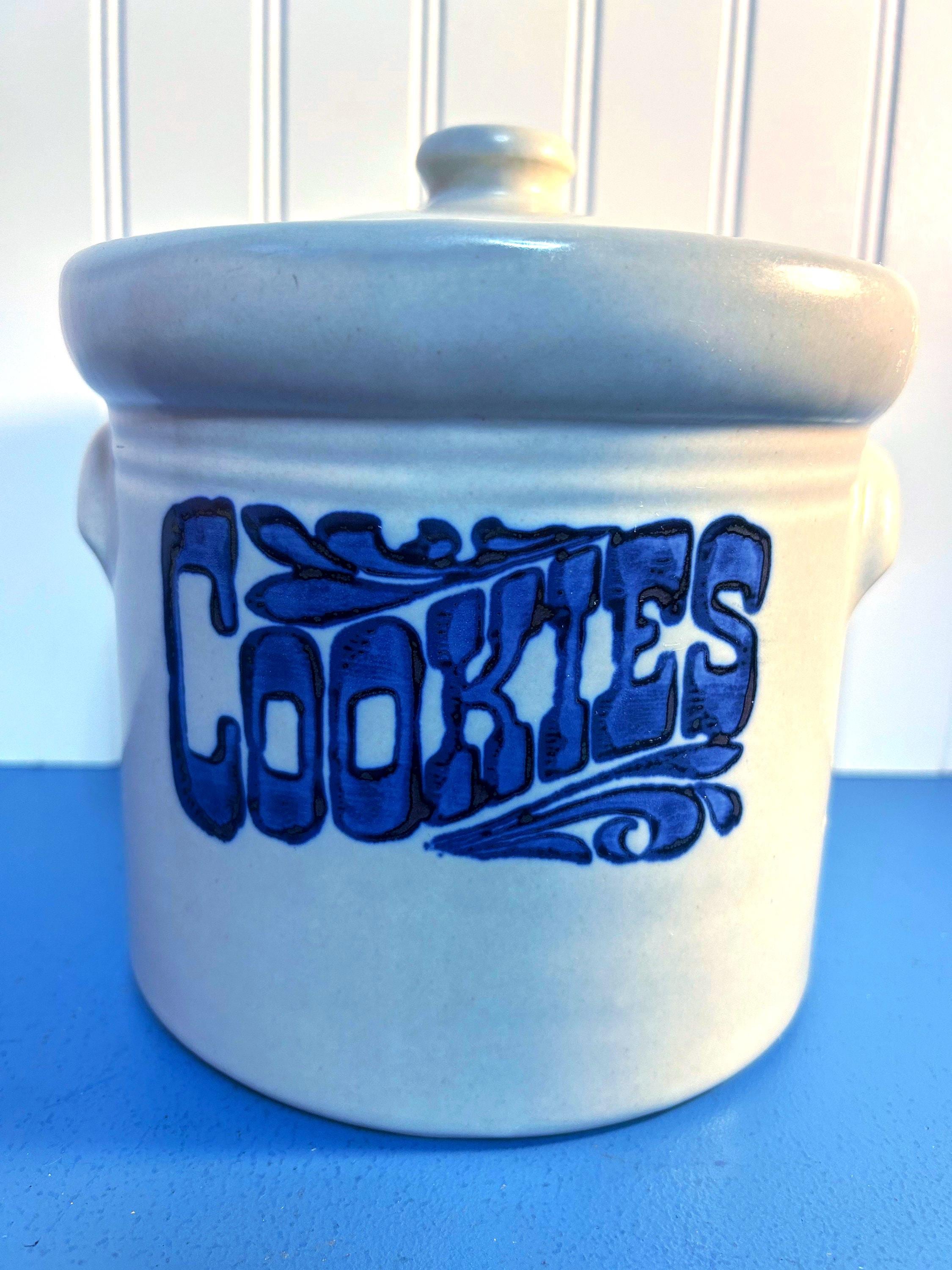 Vintage Blue and White Stoneware Cookie Jar~ Pfaltzgraff Yorktown