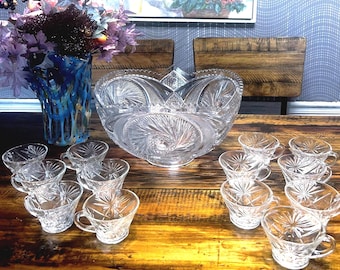 Vintage Mckee Aztec Pinwheel Crystal Punch Bowl Set: 13 Diamond