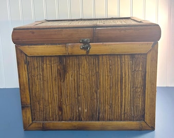 Baúl vintage de mimbre y bambú (30 x 38 cm)