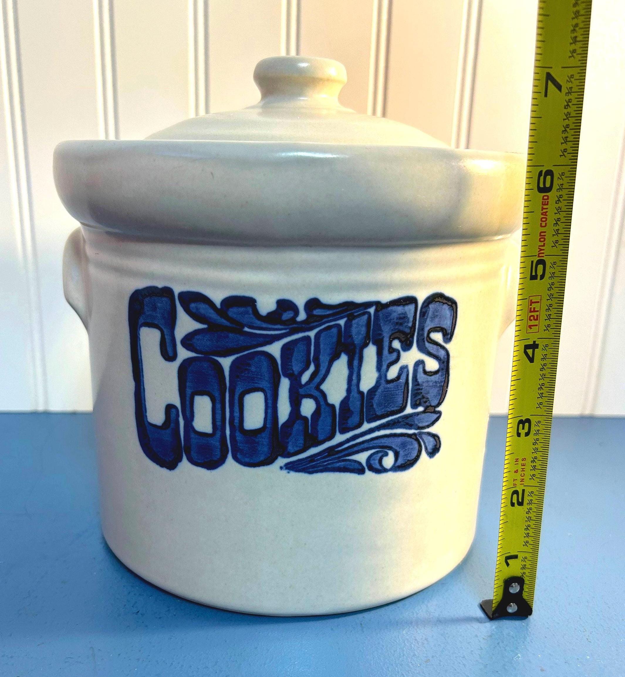 Vintage Blue and White Stoneware Cookie Jar~ Pfaltzgraff Yorktown