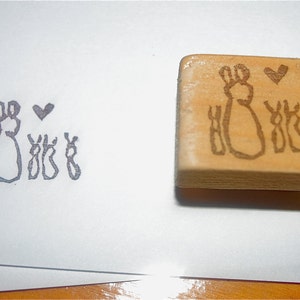 Bunny Family Hand Carved Stamp, Mamma più 4 bambini- su misura